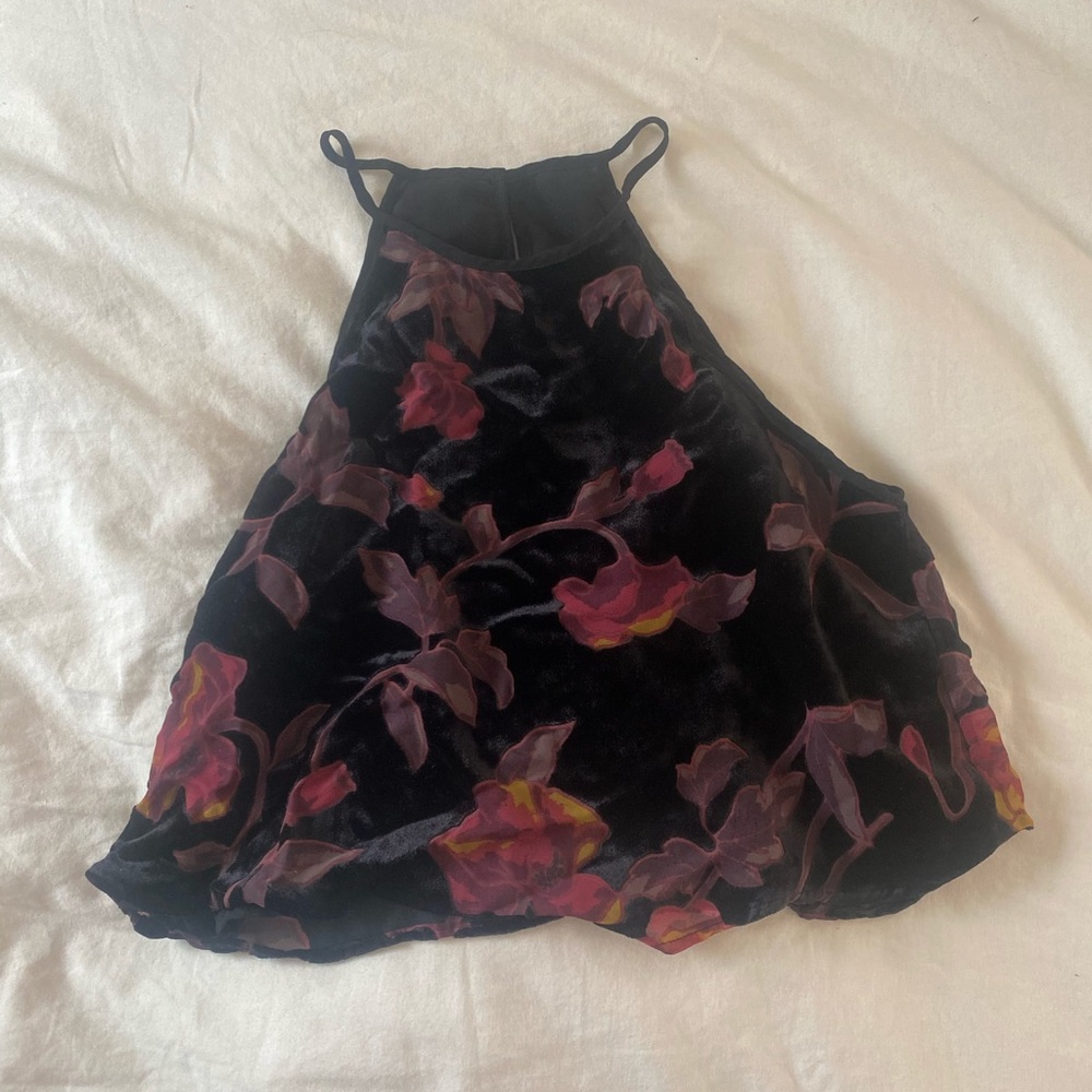 Forever 21 Cropped Velvet Tank